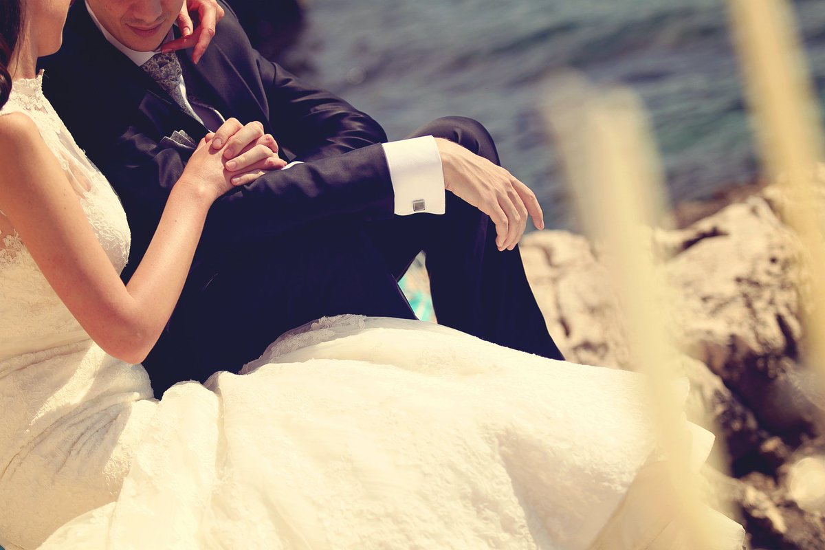 princessbphoto's tweet photo. Check out our revamped website with 40% off wedding photography https://t.co/sDCNeFwAJa https://t.co/Z47qgZnV9I