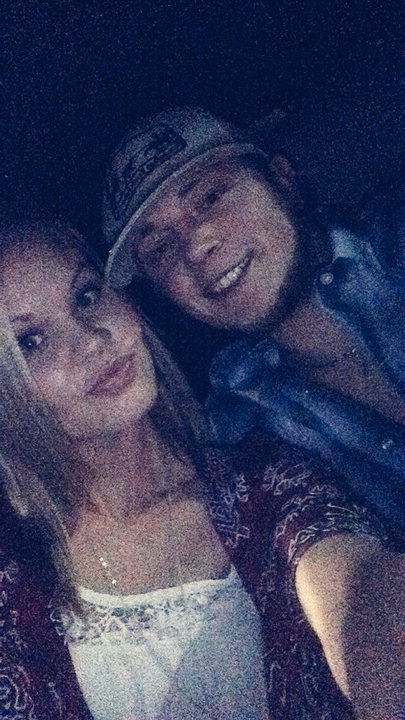 TarynJamess's tweet photo. Date night ❤️ @koltinkinkade https://t.co/zcLRHCunel