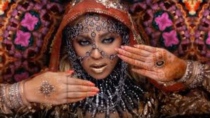 TheRoot's tweet photo. Did Beyoncé steal from Indian culture in Coldplay's latest video? https://t.co/ocjCqiM0Uo https://t.co/zeHu1wiPah