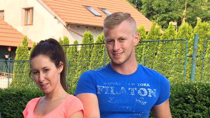 With my beautiful wife :-) https://t.co/xUEk5N5YrV<a href="/tag/fanforever"class="tags"><span>#fanforever</span></a><a href="/tag/denisreed"class="tags"><span>#denisreed</span></a>