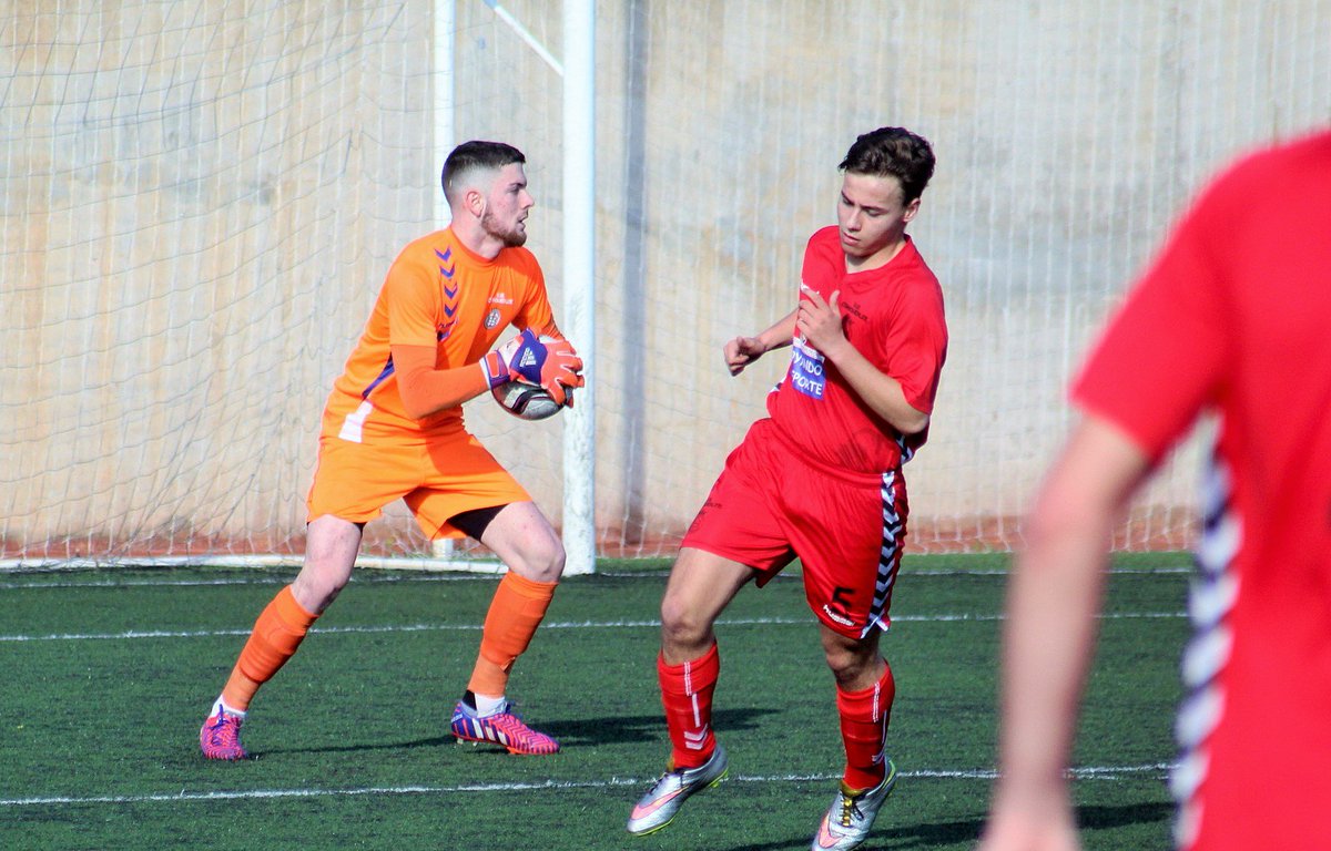 juanfroca's tweet photo. Aquí tenemos al portero de moda: @jf_33Afrojack artífice de la victoria de Conquense en el campo del Castellón (1-2) https://t.co/CmewFfa46d