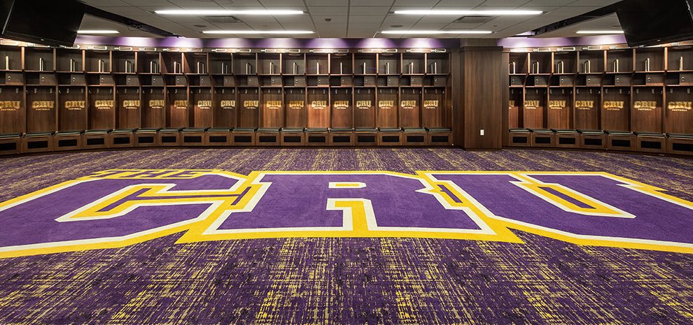 Blet_10's tweet photo. Feels good to finally say I'm committed! Looking forward to signing with Mary-Hardin Baylor! https://t.co/TtVLR3tG61