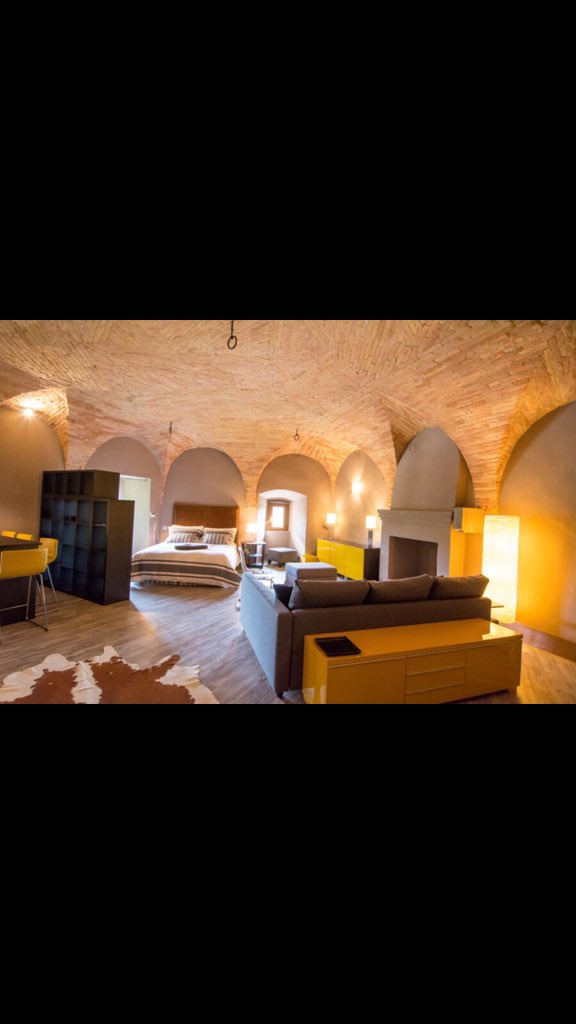 anna_pongelli's tweet photo. Questi sono monolocali in affitto in un borgo, a Frontignano vicino Todi https://t.co/PO3VT1YSP7