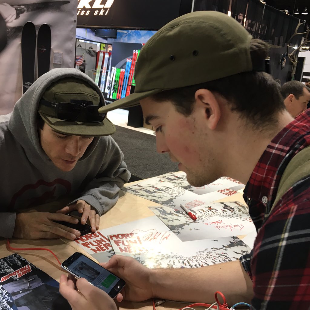 LowPressureSki's tweet photo. @willwessonski and @mackerjones checking out the rad tweet I just sent. #lppseason3. #sia16 @lineskis https://t.co/EOgi0Tg46G