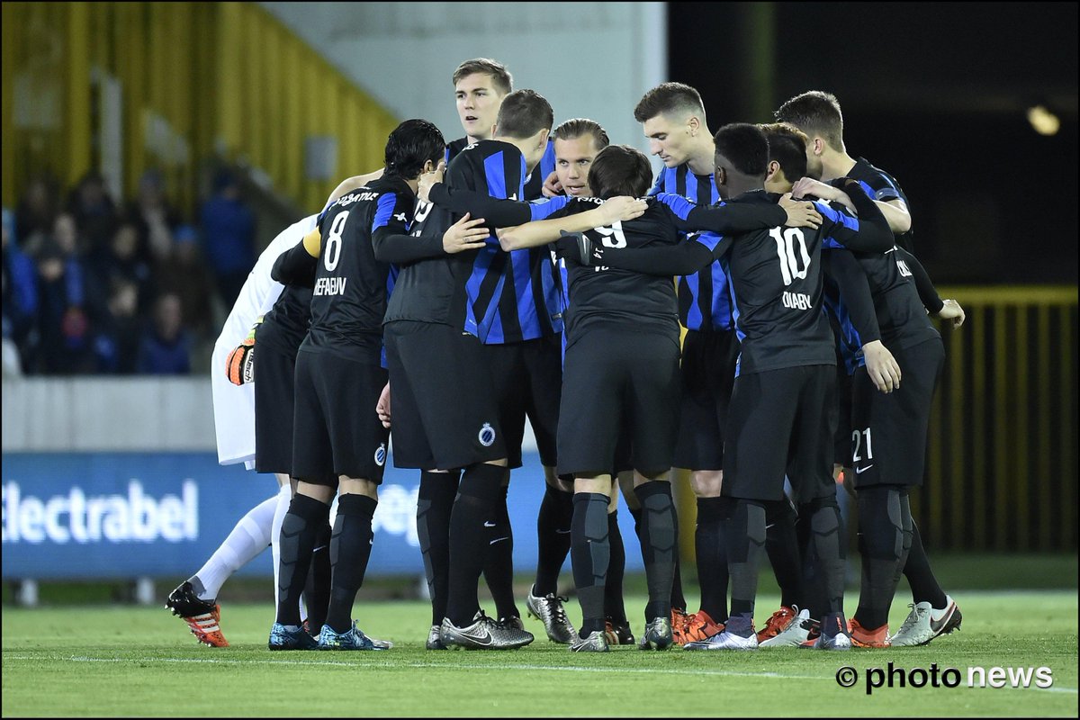 ClubBrugge's tweet photo. #Matchday! #AllTogetherNow, om 18u ontvangt Blauw-Zwart Sporting Lokeren! #CluLok https://t.co/UmdKar5Wt4
