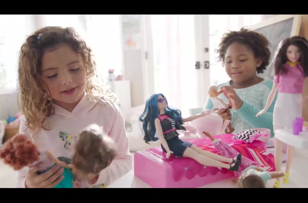 The Evolution Of Barbie dlvr.it/KMQg1X