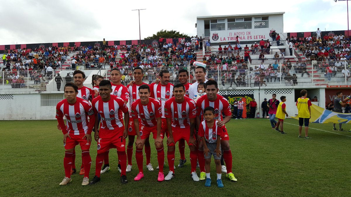 PPGuillermoArce's tweet photo. #MarioRamirez festeja su gol de ultimo minuto para el 1-1 de @pionerosfc #Cancun86 J4 @segundadivfmf @PaulCarrillo2 https://t.co/RHyjFop5pY
