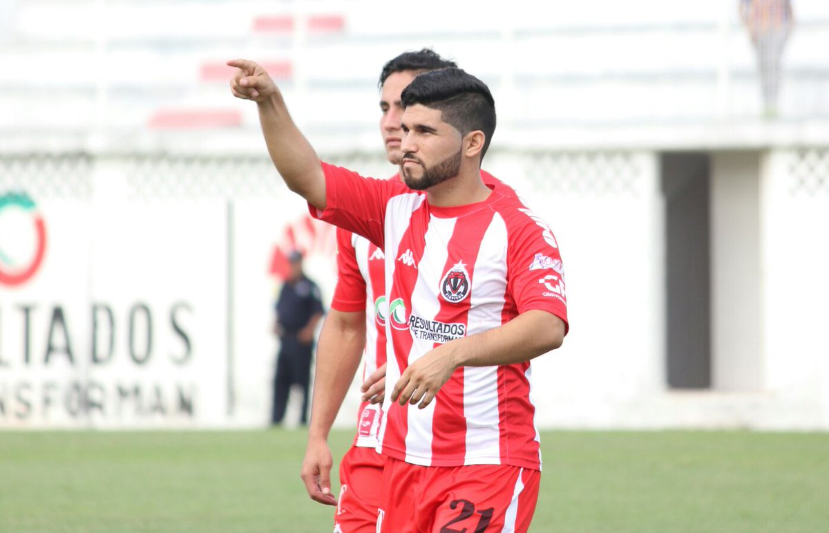 PPGuillermoArce's tweet photo. #MarioRamirez festeja su gol de ultimo minuto para el 1-1 de @pionerosfc #Cancun86 J4 @segundadivfmf @PaulCarrillo2 https://t.co/RHyjFop5pY