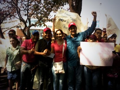 TWIDIDI's tweet photo. Barinas con @YUSEINSILVA se pronuncia en #RebelionPopularEnVzla apoyando @MisionVivienda junto @Adan_Coromoto https://t.co/ieZPM1XIsK