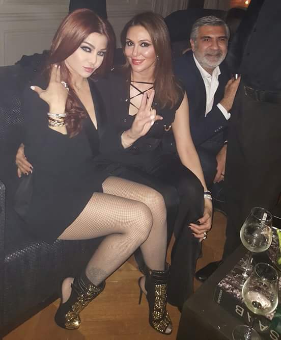 HaifaHolicsIRAQ's tweet photo. الملكة هيفاء وهبي في أسبوع الموضة في #باريس ❤
#HaifaInParis #PFW https://t.co/qKar0yE9IJ