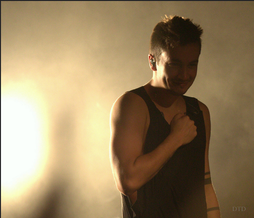 |-/ Lyrics tweet media