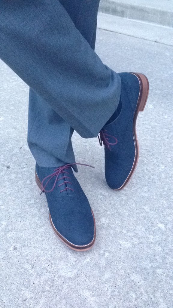 CVOMed's tweet photo. @JohnstonMurphy quality, comfort & style. Walking around the hospital 24-7, I invest in my feet #dapperdoctor https://t.co/zzznhrKZkr