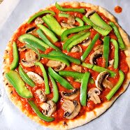 FoodsofSMU's tweet image. Homemade pizza! YUM. Check out the recipe on our blog 🍕

foodofsmu.blogspot.com