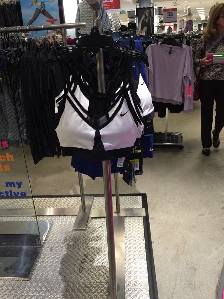 heatherwat1's tweet photo. @Macys @Nike @southcoastplaza https://t.co/XmXdPXPbJX