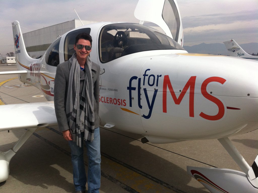 hectoralonsogj's tweet photo. Fly for MS "Volar por la Esclerosis Múltiple" @Fly4MS #Fly4moresmiles https://t.co/9AS5MLF9LW