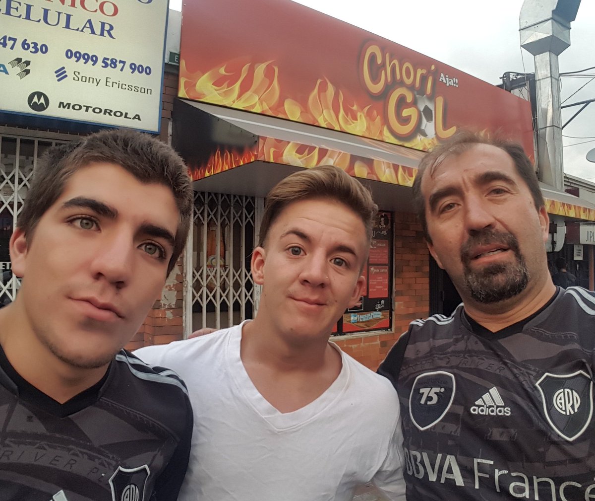 #Riverxfox desde Quito Ecuador #SuperclasicoxFox. gracias amigos