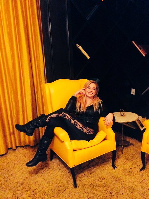 Last night. 😁 https://t.co/3GMqstm6ZM