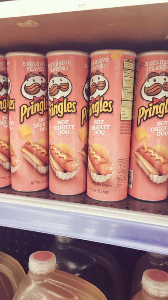 Idk how I feel about this. #RI#FIRSTTWEETTWAT