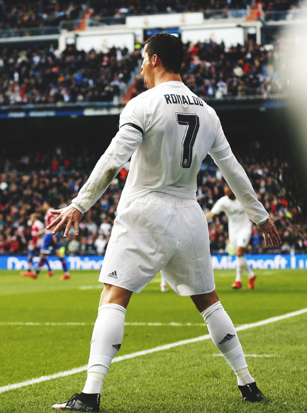 RMCFStats's tweet photo. RT jika kamu ingin liat selebrasi ini nanti malam #RealMadridDay https://t.co/AUb9uc0kdC