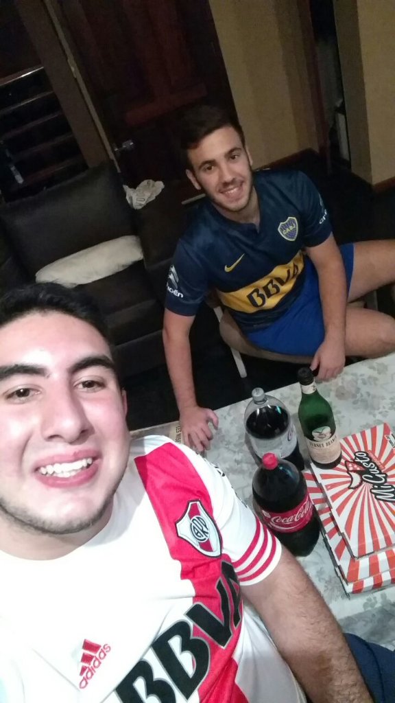rodriguitogomez's tweet photo. #Superclasico #ConMiBrother https://t.co/xYfpGsoyj0