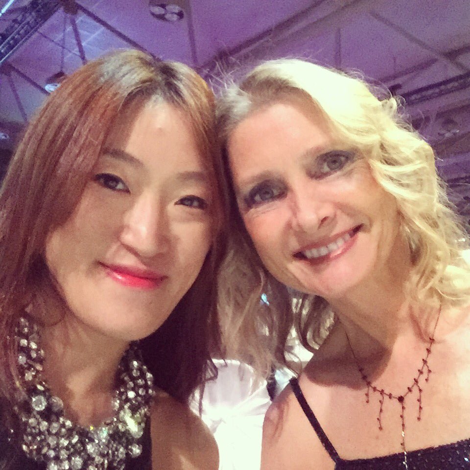 ybread's tweet image. Great evening with @helenalazar7 and metro team #NighttoNurture #publicis #nurun