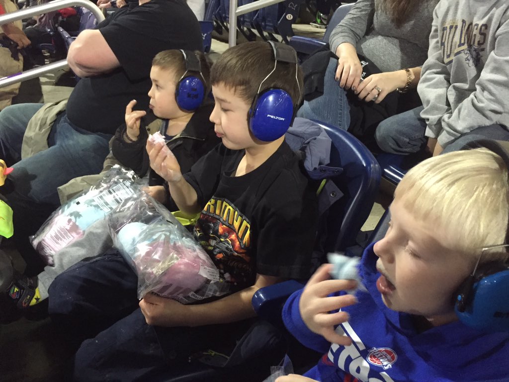 GreatLakeJake's tweet photo. #monsterjam https://t.co/EEkQNG8xb6