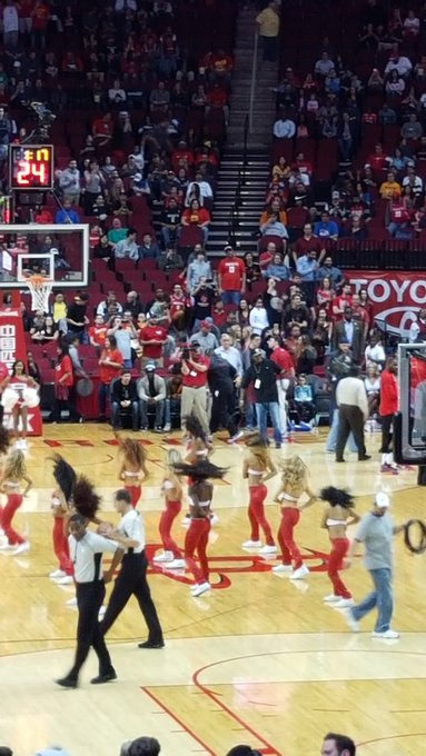 At my first NBA game...of course, I'm creeping on the cheerleader's cute asses https://t.co/ystY1ZgC<a href="/tag/fan"class="tags"><span>#fan</span></a>