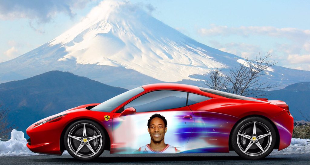 Rapsstuff's tweet image. DeMar DeRozan DRIVING right through MOTOR CITY 💨 #RTZ @Raptors