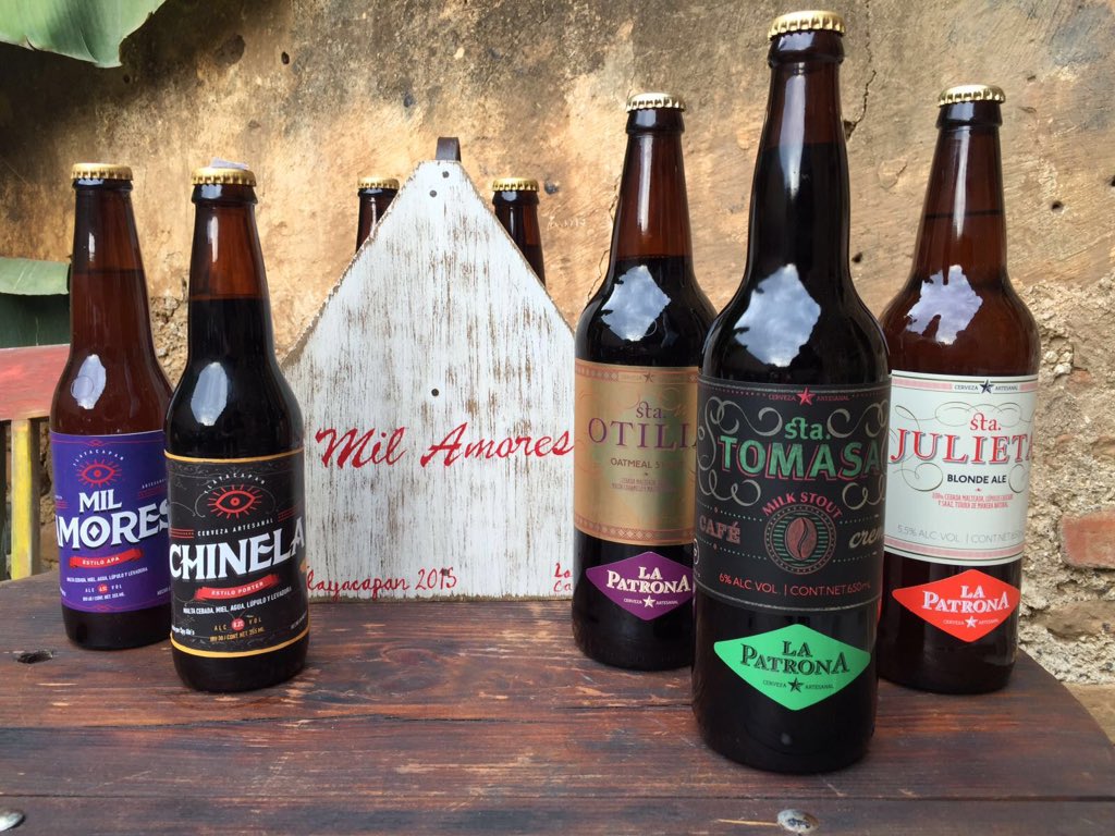 gourmetdemexico's tweet photo. Una tarde con mucho lúpulo y diversión en #MilAmores con @PatronaBeer. #MenúPorDos #Tlayacapan, Morelos. https://t.co/1cfHh015o4
