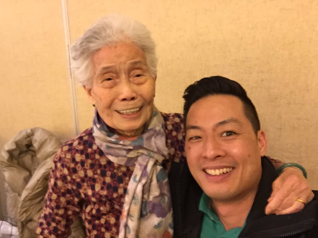 TheJasperLam's tweet photo. Hanging with my Grandma #88YearsStrong #LoveMyMaMa https://t.co/nQhNzJstzS