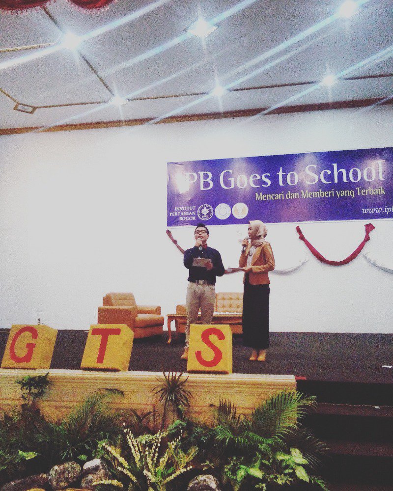 igtsikc's tweet photo. MC #HitzIPB
@AboutCirebonID

#IGTS2016
#IGTSIKC
#YukIGTS https://t.co/KJ2n4QYreX