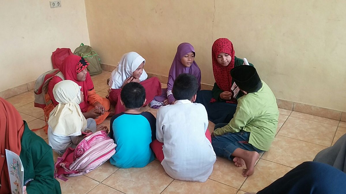 #DiaporaBEMFIKesUHAMKA #KMUHAMKA_UntukIndonesia <a href="/BEM_UHAMKA/">BEM UHAMKA</a> <a href="/HimaKesmasHamka/">Hima Kesmas Uhamka</a>