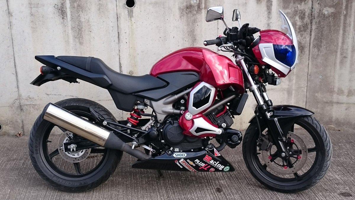 ファニーズカスタムサービス בטוויטר 仮面ライダーアクセル アクセルさんバージョンアップ出来ました テールカウルをvtrの垂れ尻からピンと尖ったオリジナルにカスタム 更にバイザーの中のパワーコマンダーだっけ も装備してより完璧に T Co T491flnjkn