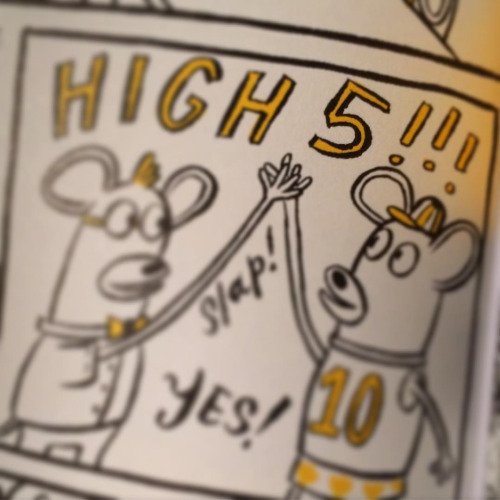 LibLaura5's tweet photo. #fivespotting #ComicsSquad Lunch! Style https://t.co/L4AAEwvMqi https://t.co/ajJOWs7x4Y
