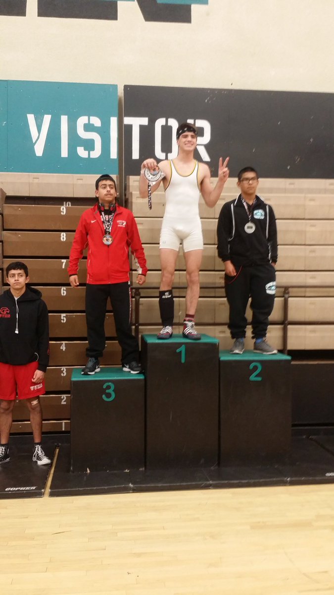 CSW_COUGARS's tweet photo. Congrats to CSW 145lb Sergio Beltran.  2016 Inland Valley runner-up. Advances to CIF. #roadtobakersfield https://t.co/i6Mn62d4wI