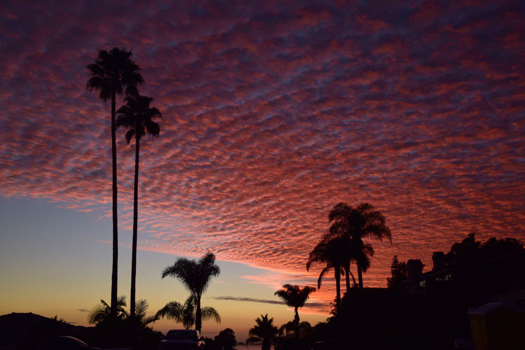 Awesome #sunset tonight! <a href="/KSBY/">KSBY</a> <a href="/AvivoHomes/">Avivo Townhomes</a> @VisitSLOC #PismoBeach #805 #sanluisobispo