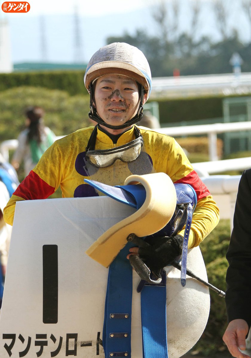 日刊ゲンダイ 競馬 武豊騎乗の記録達成の裏で 最後のレースとなったのが花田騎手 色んな人に支えられた５年間でした 結果は出せませんでしたが 色んな人に出会えたのが財産 吉田厩舎で調教助手として一から勉強し直します お疲れ様でした Keiba