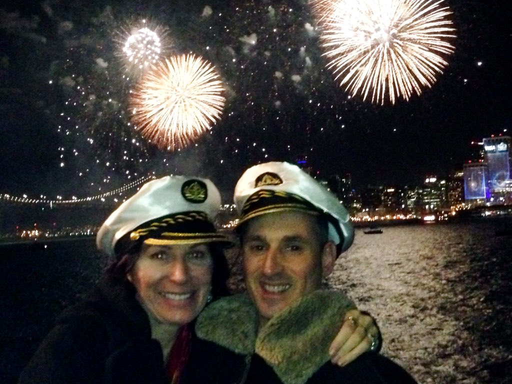 Embedded twitter photo