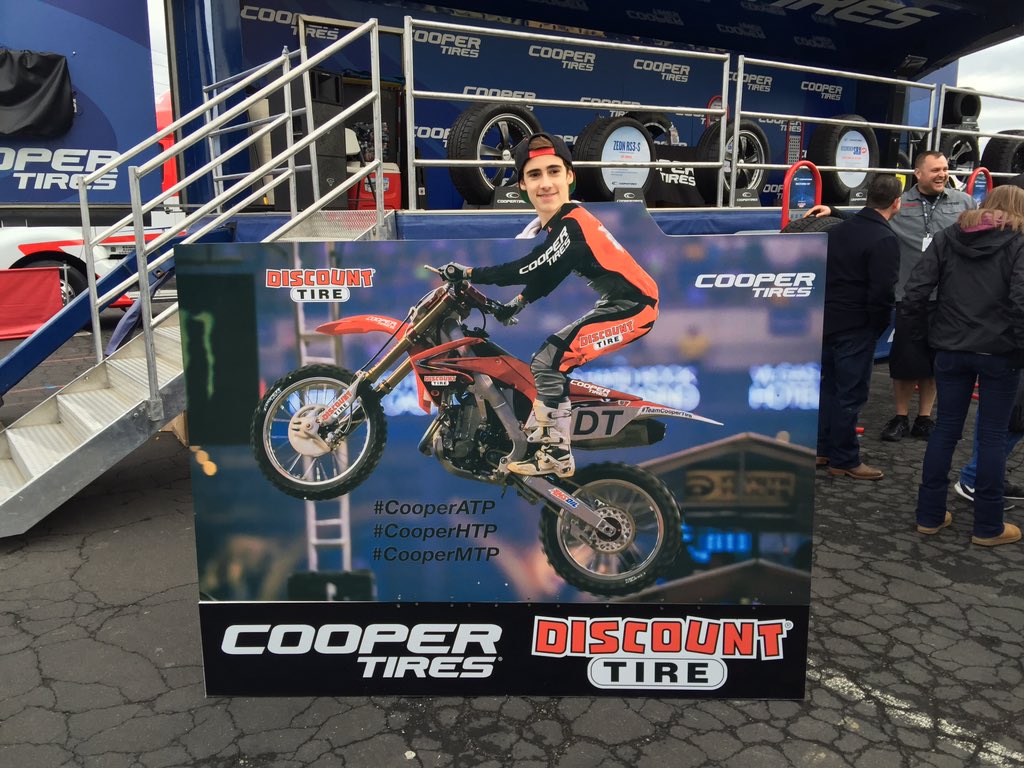 mseanperry's tweet photo. At Supercross OAK #TeamCooperTire #CooperATP https://t.co/jFSdRGuaCV