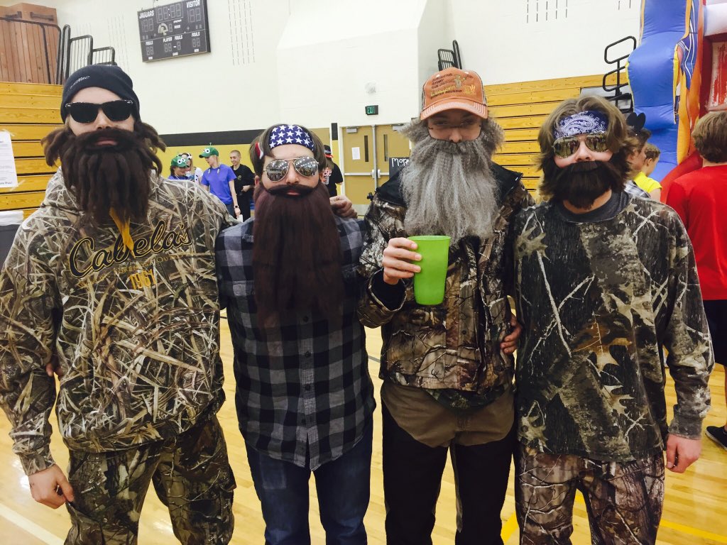 RockCanyonHS's tweet photo. The fellas from Duck Dynasty are here too! Nice beards! #clashbash https://t.co/QMn7L69vGl