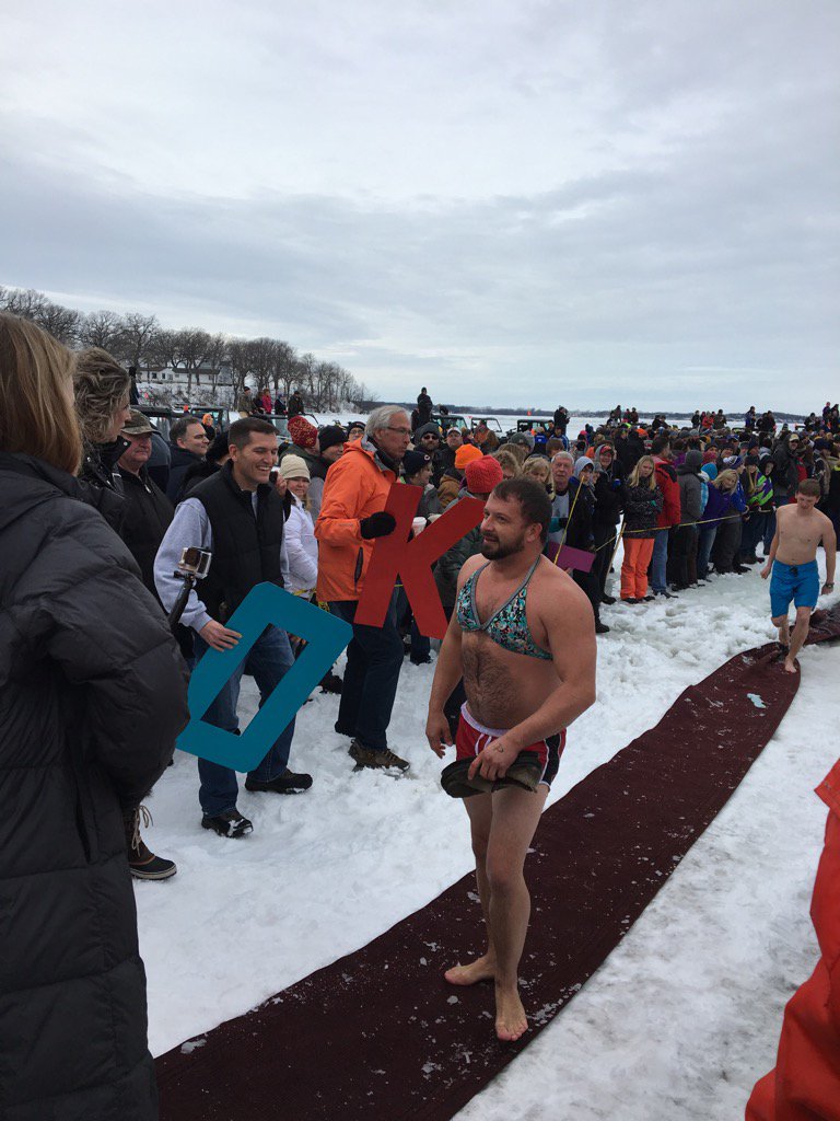 BojiWinterGames's tweet photo. Bikinis abound @BojiWinterGames https://t.co/k9DLiWIdAD
