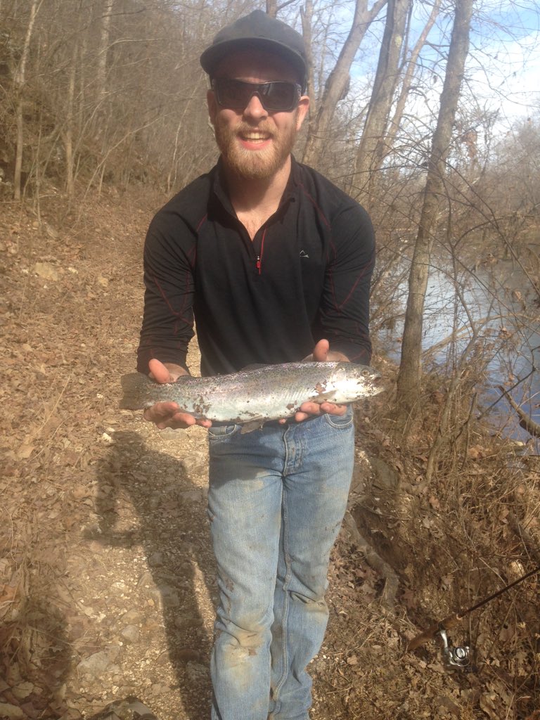 LargerLlamas's tweet photo. Woo! Love fishin. #fishin #trout #goggleeye #river https://t.co/bqifkOb6YK