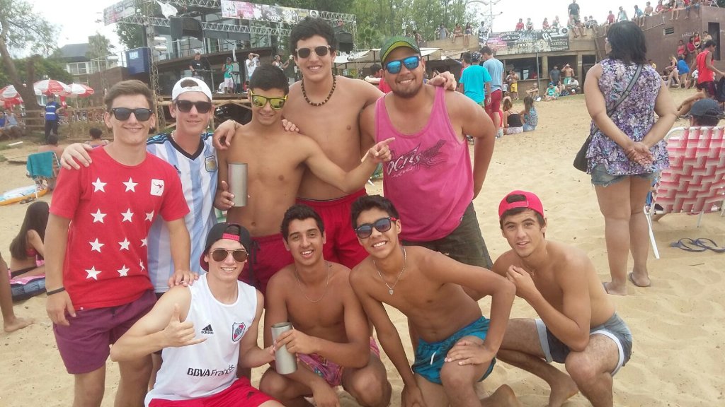 EnzoPelayo's tweet photo. Tarde en el #Inkier #Familieros #DeHoy .. Que se repitaa ♻😍🙌 https://t.co/Ux89Q7ZOCJ