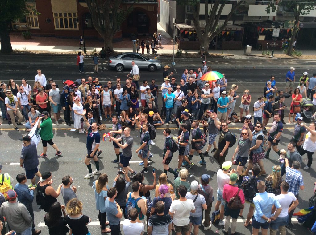 JOY949's tweet photo. .@midsumma #pridemarch #94DaysJOY https://t.co/qH219Ef5lE