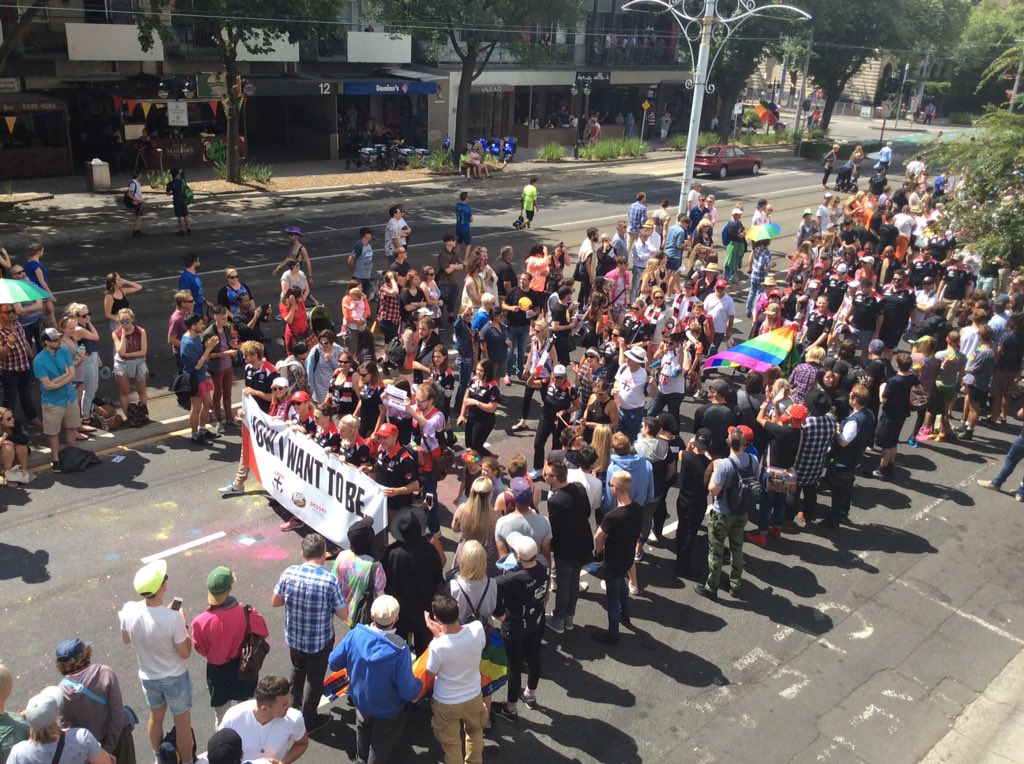 JOY949's tweet photo. .@midsumma #pridemarch #94DaysJOY https://t.co/HXH2v7wNdN