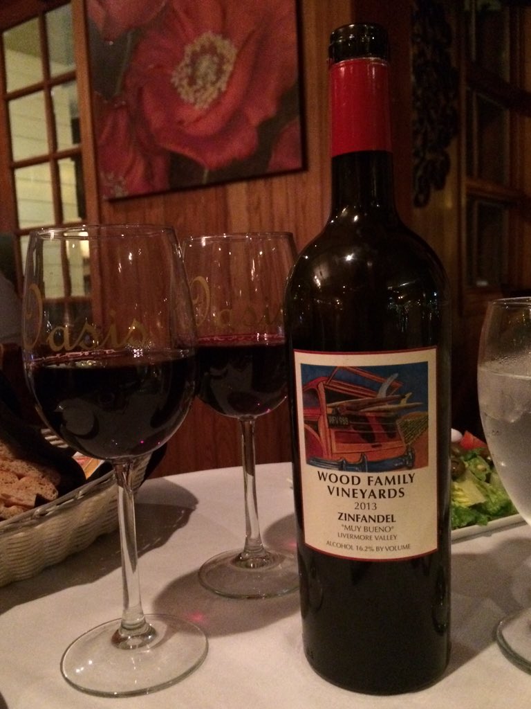 SecretSommCA's tweet photo. May I tempt you w/ a bottle of @woodfamilywines #zinfandel in @PleasantonDT ? https://t.co/Vh0hvkF1h1