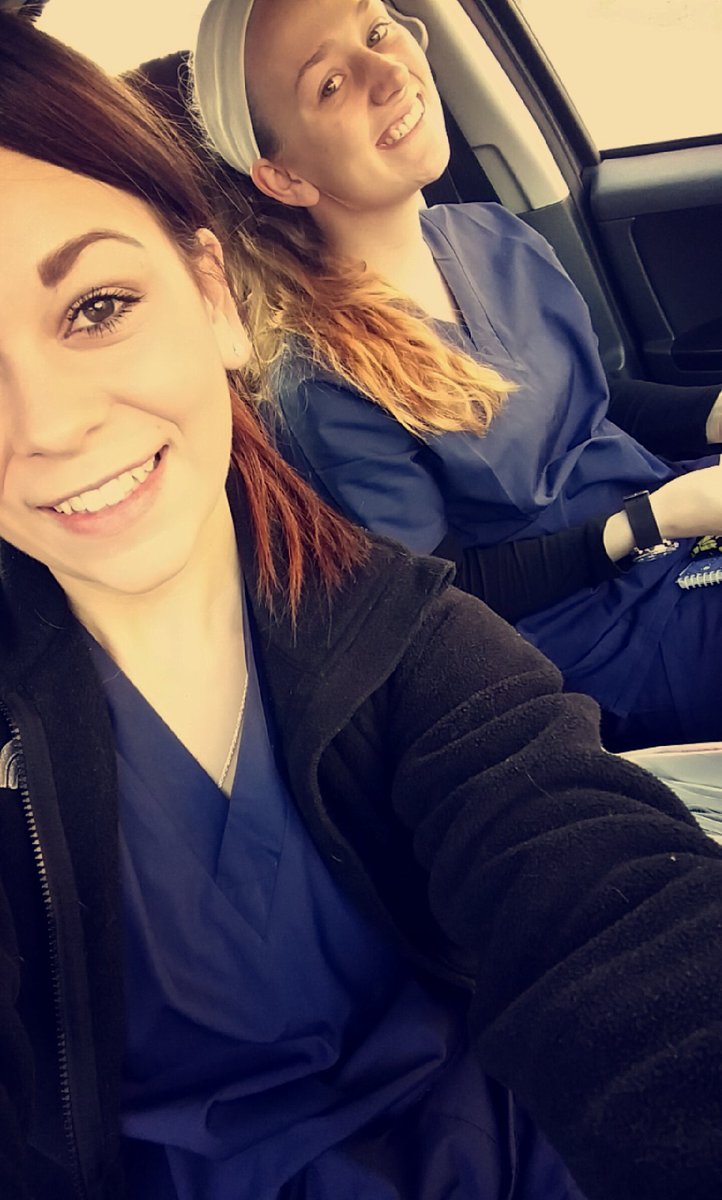 lanis218's tweet photo. Keeping busy on the weekends! 😄  #workweek #schoolweekends #fulltime #resumebuilder #makingafuture https://t.co/FGcKdhvwlE