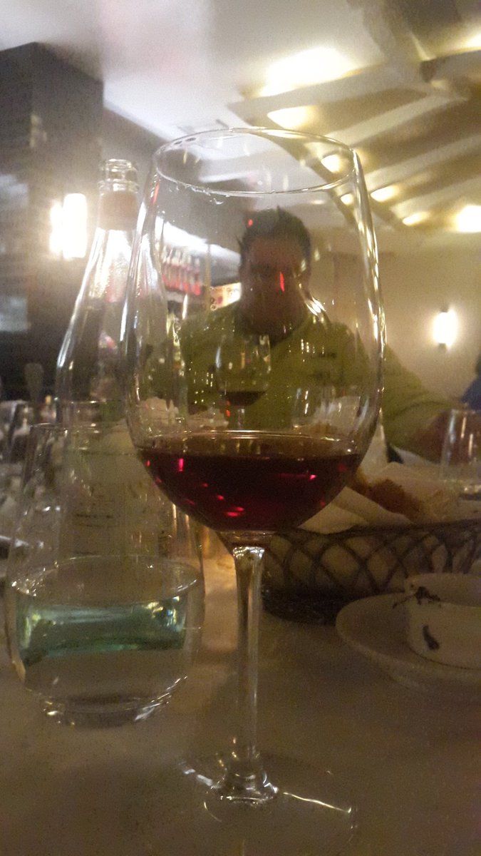 AVEMAREP's tweet photo. Una buena Cena entre amig@s en #nyc. #DestinationUpdateNYC #nyc @nycgo @reinaldopulido @Sashaorozco @JULIOARNALDES https://t.co/Ha7jGlszjM
