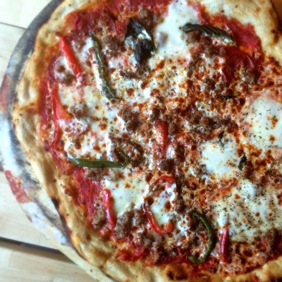 Kitchen is open until 1am, come in and satisfy your cravings! #Chicago #EEEEEATS