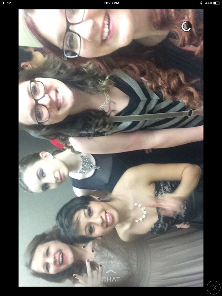 katiebbylol's tweet photo. Had a fun time with these girls ☺️💖 @Carl_166 @KhaleesiRohr @fallenangle0818 #twitterlessmonica https://t.co/idiDmo2sUE